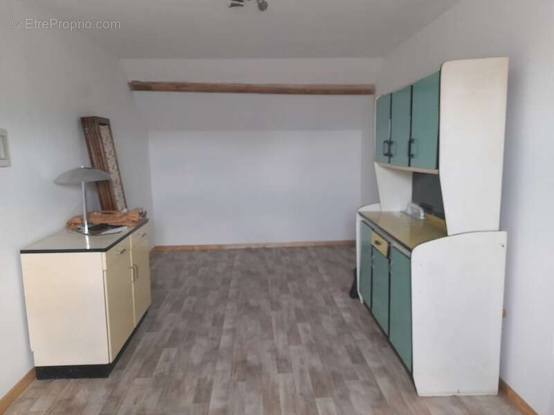 Maison à Cussy en Morvan  de 136 m2 - 8 pièces - diverses dépendances - terrain 1182 m2 - photo 47