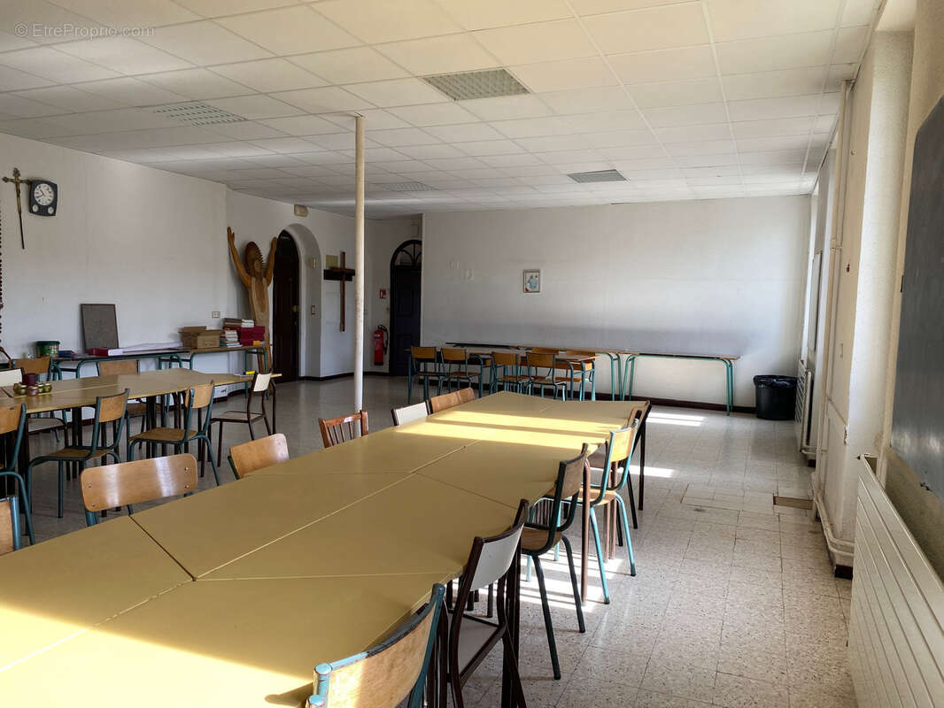 A VENDRE Oraison Demeure de 424 m2 sur 1800 m2 - photo 25