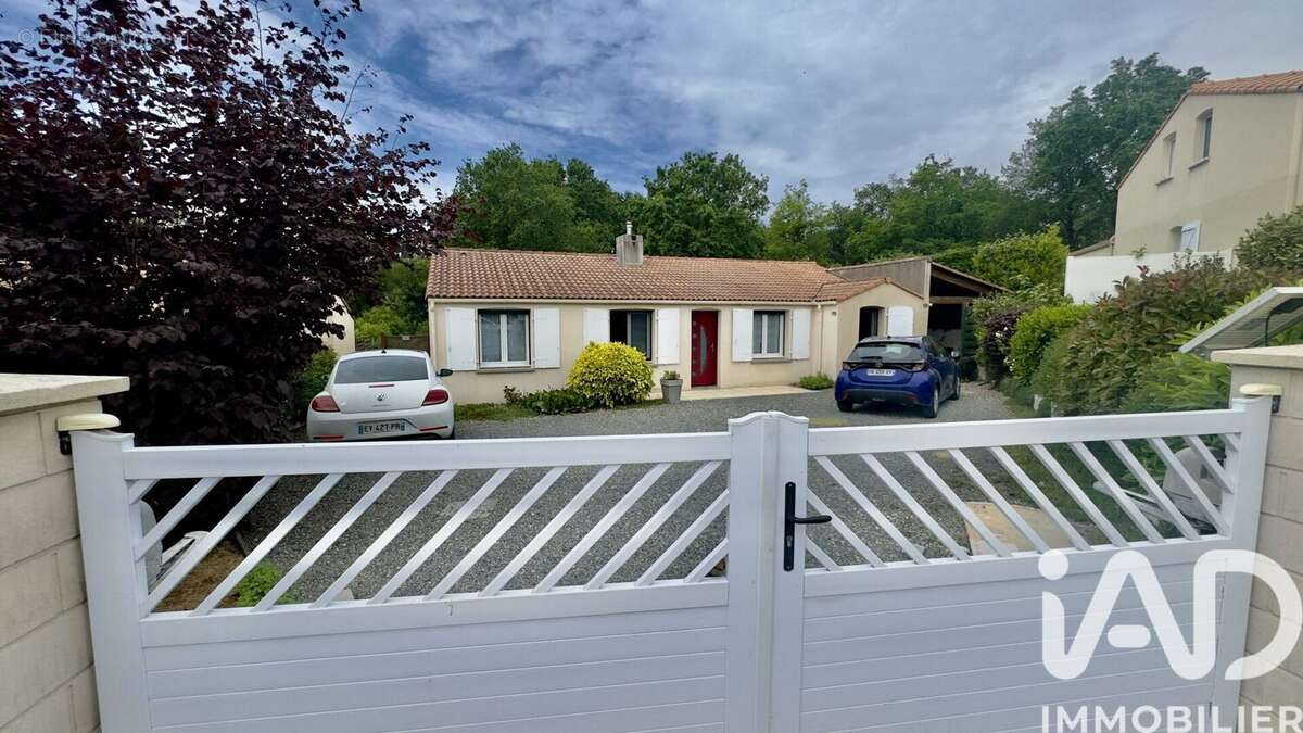 Photo 2 - Maison à BOUAYE