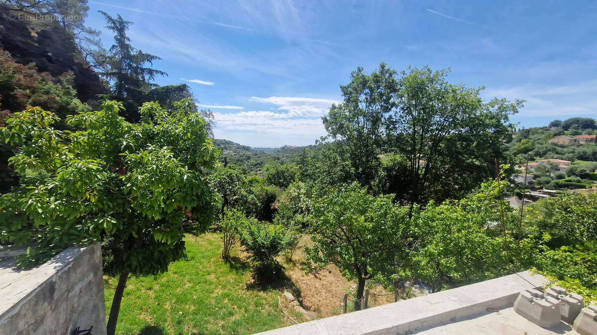 Maison à BIOT