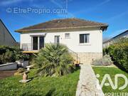 Photo 1 - Maison à VARENNES-SUR-SEINE