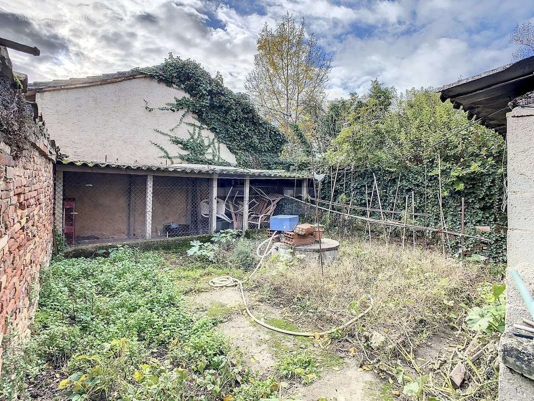 Maison à LISLE-SUR-TARN