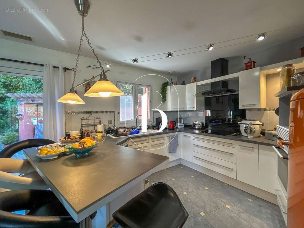 Maison 136 m² à Barjac  - photo 11