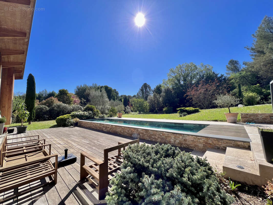 Maison à MEYRARGUES