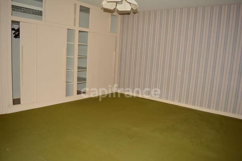 Maison à SANCERGUES