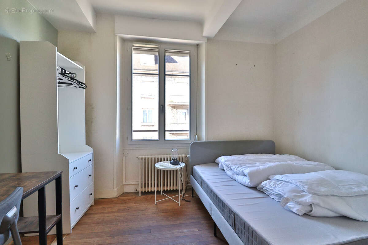 Troyes - hyper centre - t5 meuble - photo 9