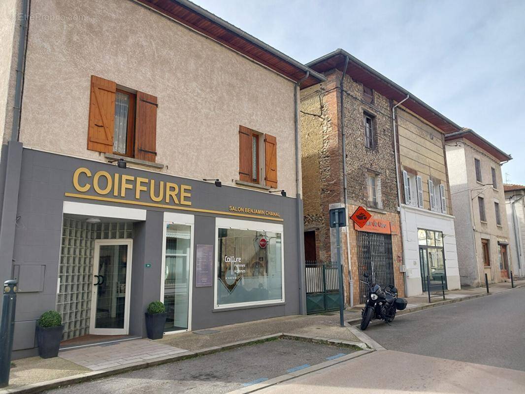 Maison à SAINT-ETIENNE-DE-SAINT-GEOIRS