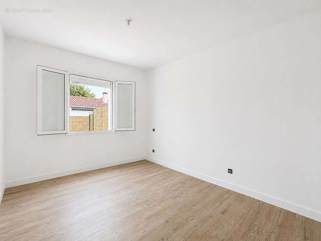 Rochefort - maison plain-pied - photo 6