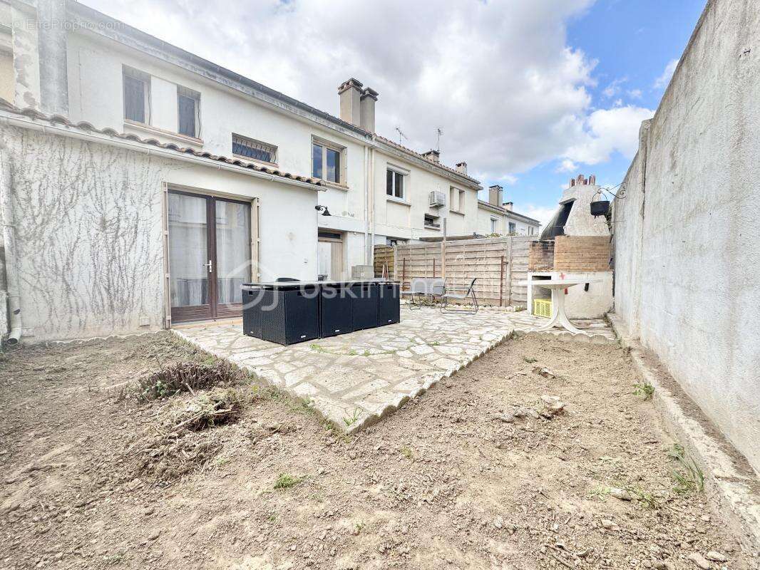 Maison familiale R+1 avec garage à Sérignan – 88 m² sur 194 m² de terrain - photo 13