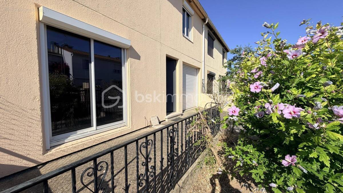 Maison à SAINT-ESTEVE