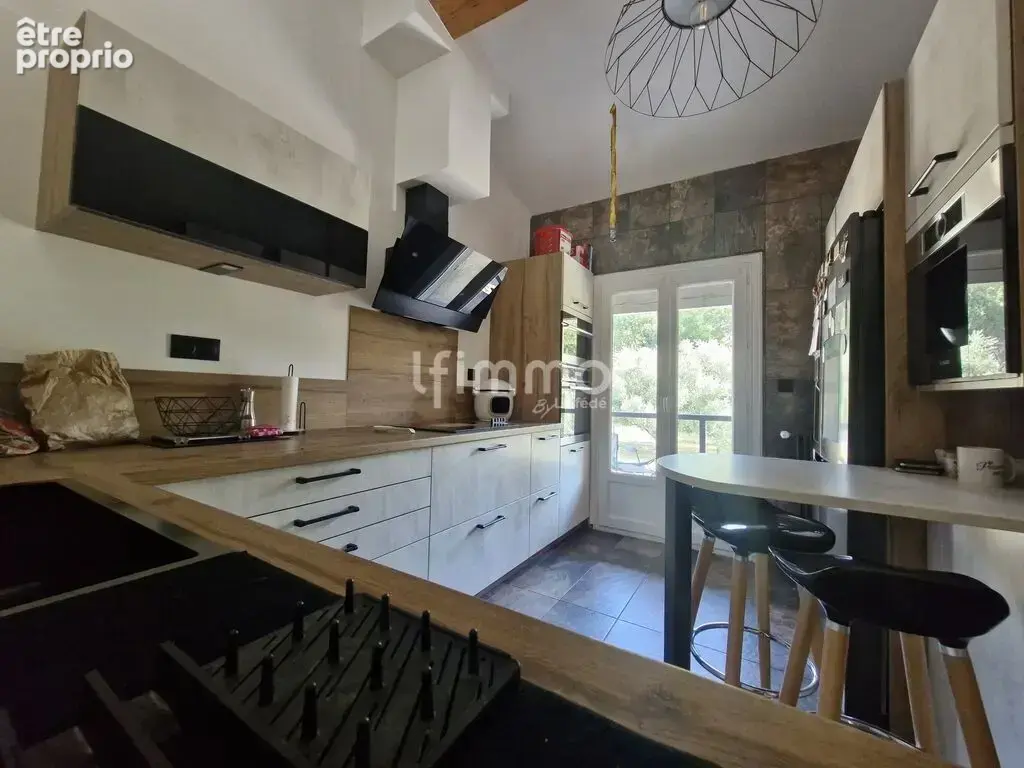Maison familiale 98m² avec piscine et grands garages – Montazels - photo 5
