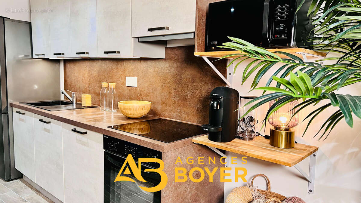 Appartement à SIGNES