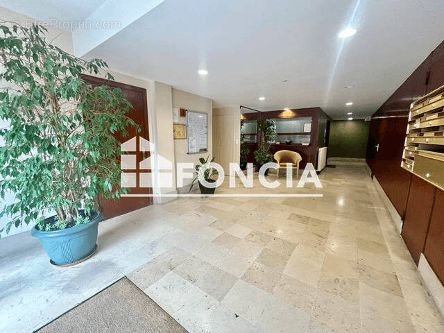 Appartement à COLOMBES