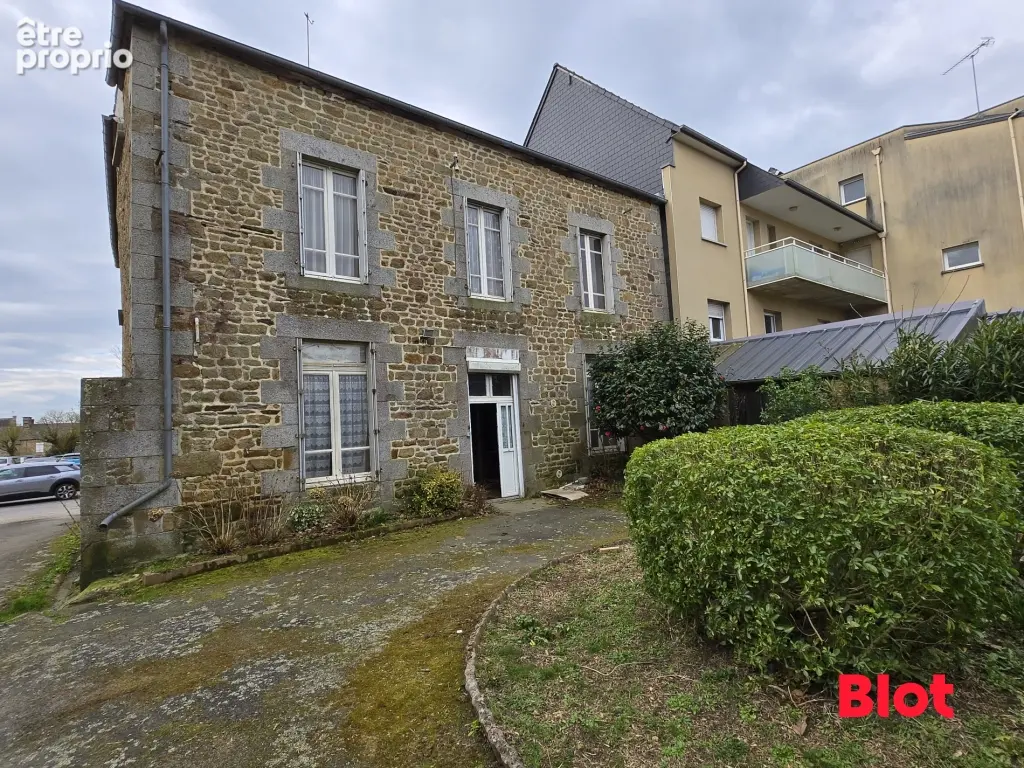 Maison 6 pièces 195 m² à vendre à Saint-Brice-En-Cogles (35460) - photo 2