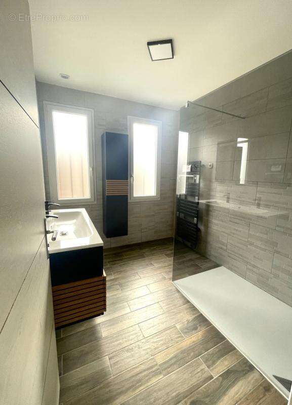 Maison à SAINT-XANDRE