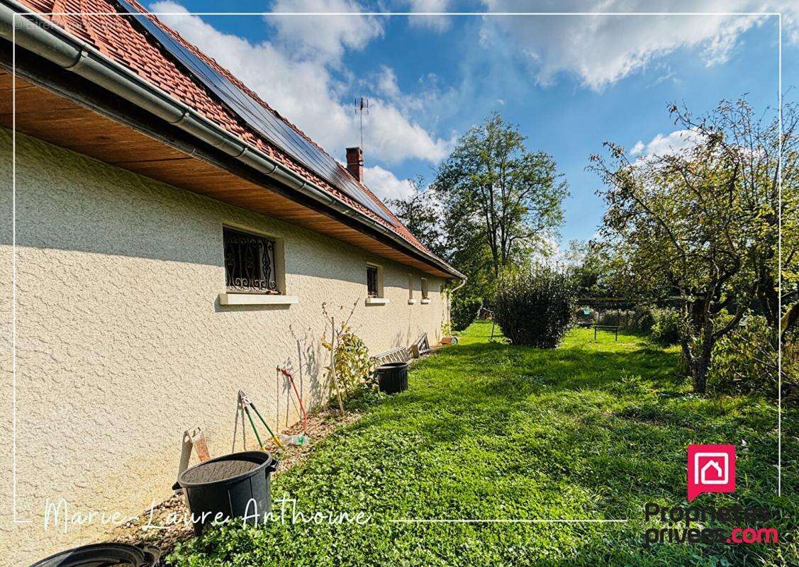 Maison à PIERRE-DE-BRESSE