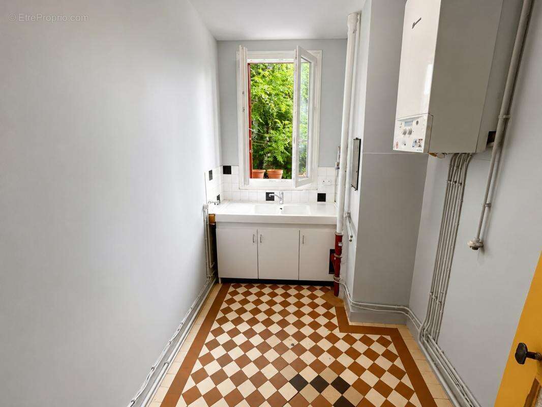 Appartement à LE PERREUX-SUR-MARNE