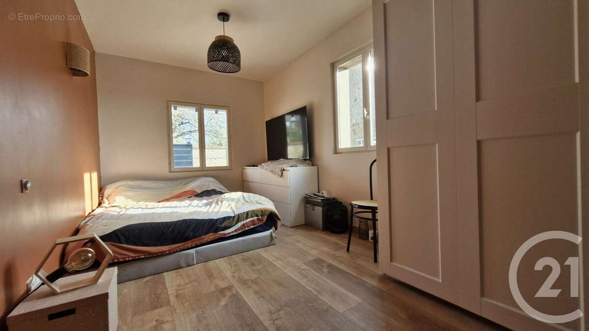 Maison à CONIE-MOLITARD