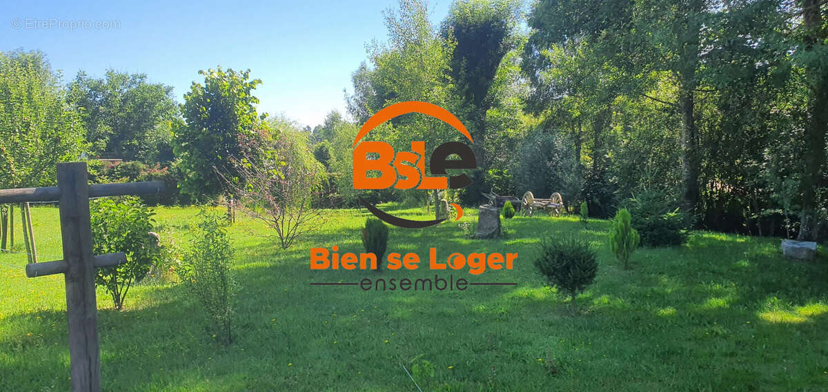 Maison à LA FAGE-SAINT-JULIEN