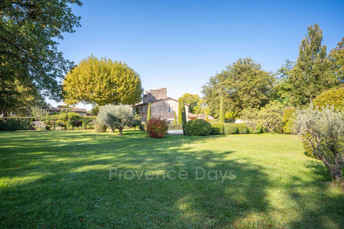 Maison à CABRIERES-D'AVIGNON