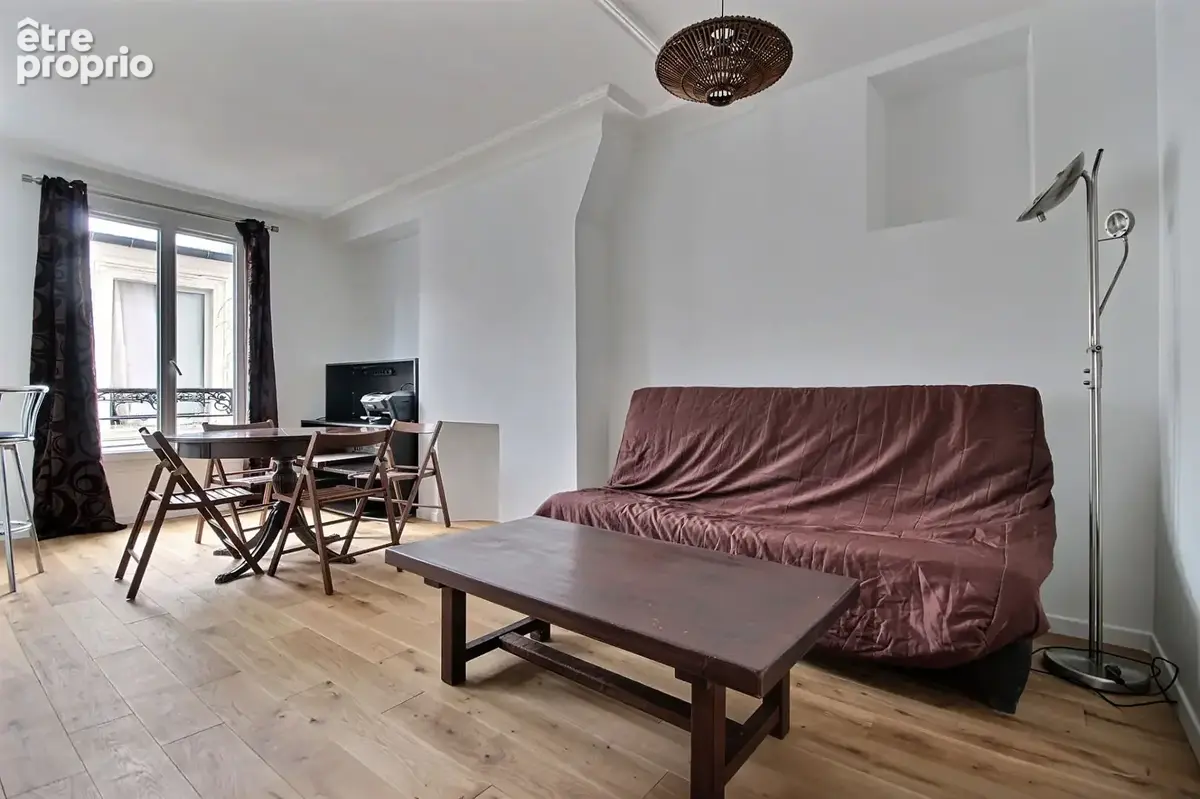 PARIS 18e - Rue Durantin - Abbesses - 2 pièces - 39,88 m² - Cave - photo 2