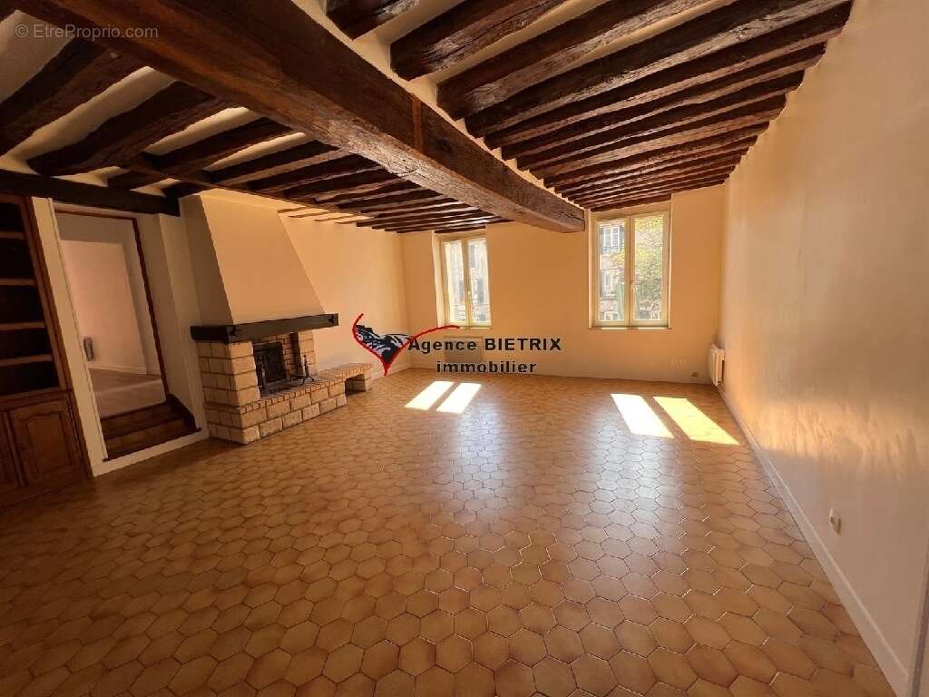 Appartement à L'ISLE-ADAM