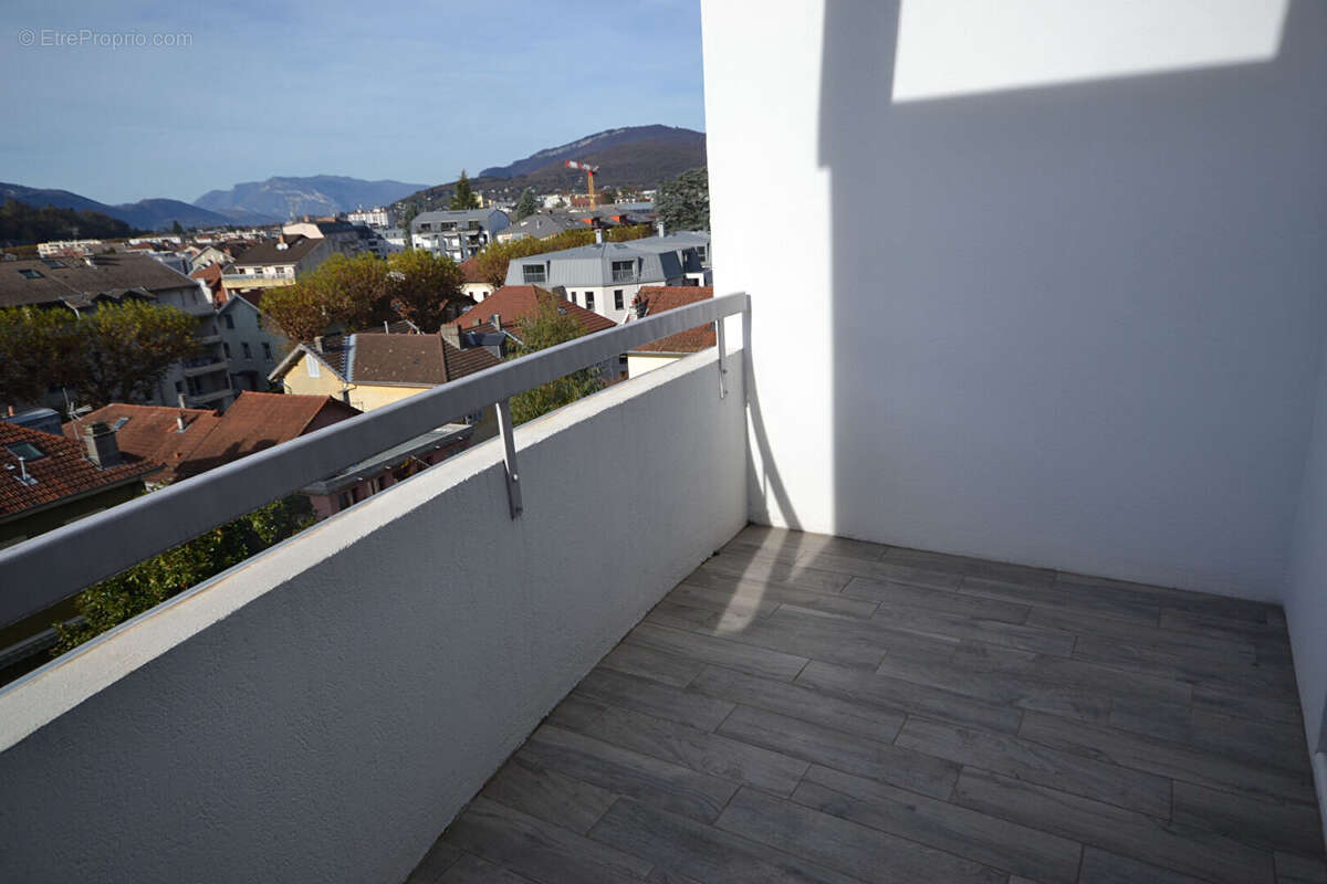 Appartement à AIX-LES-BAINS