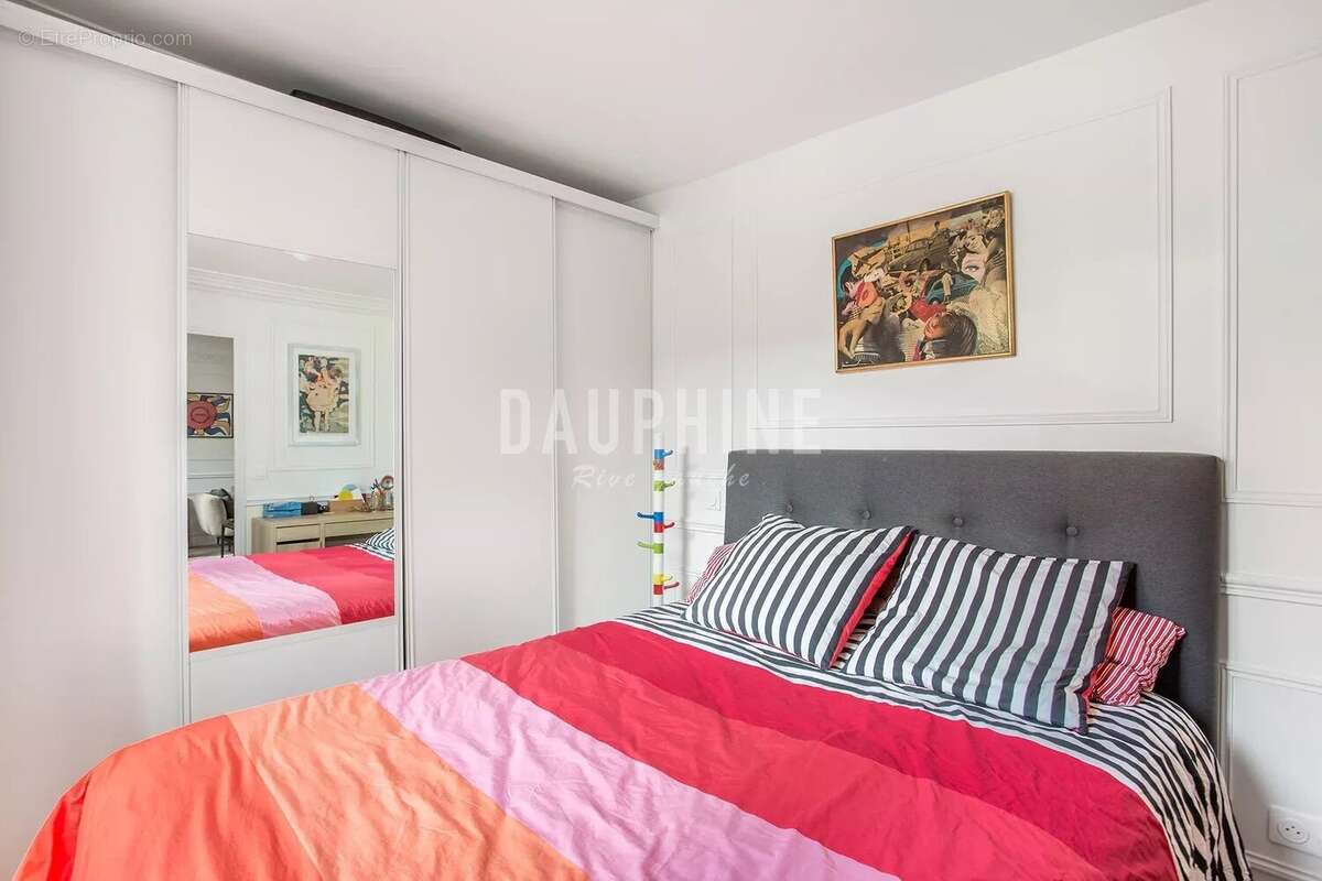Appartement à PARIS-7E