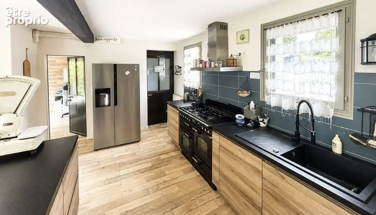 Maison 177 m² à Chinon  - photo 4