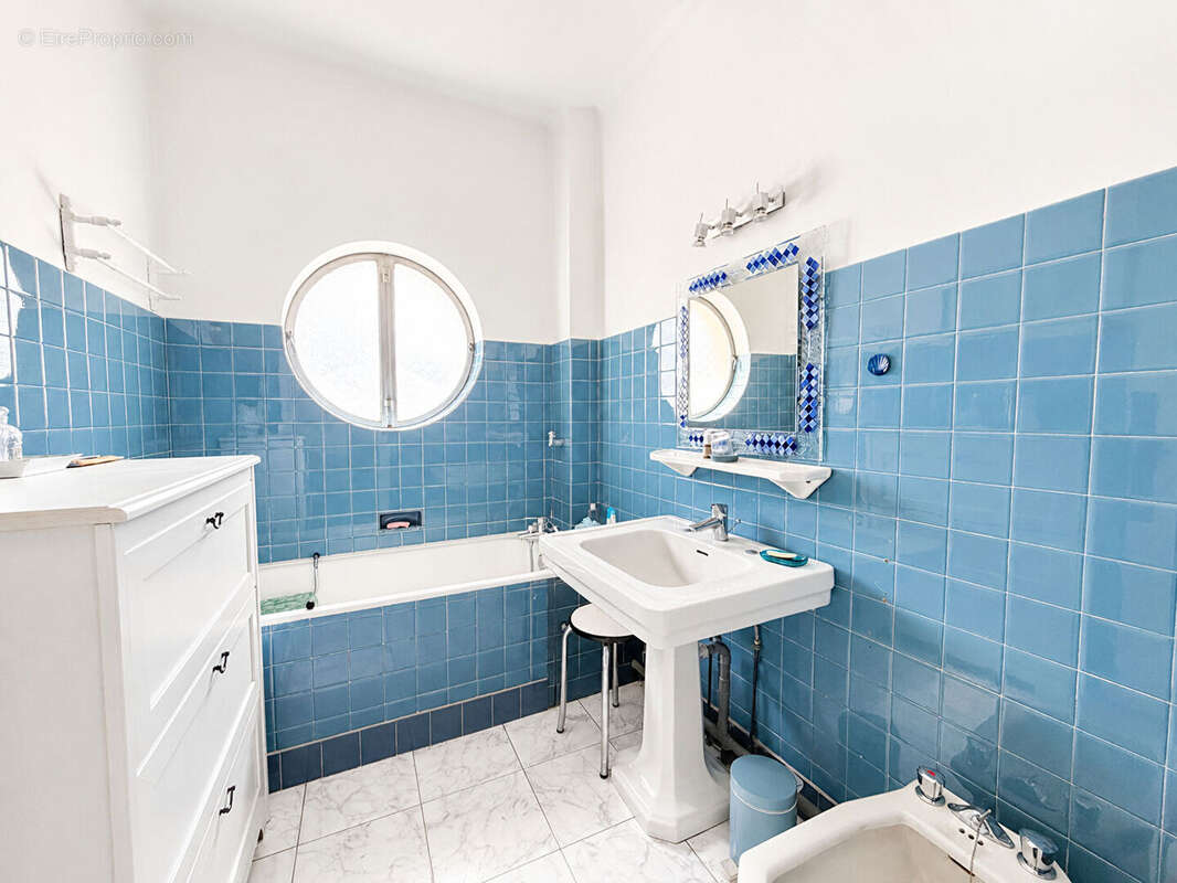 Appartement à LYON-8E
