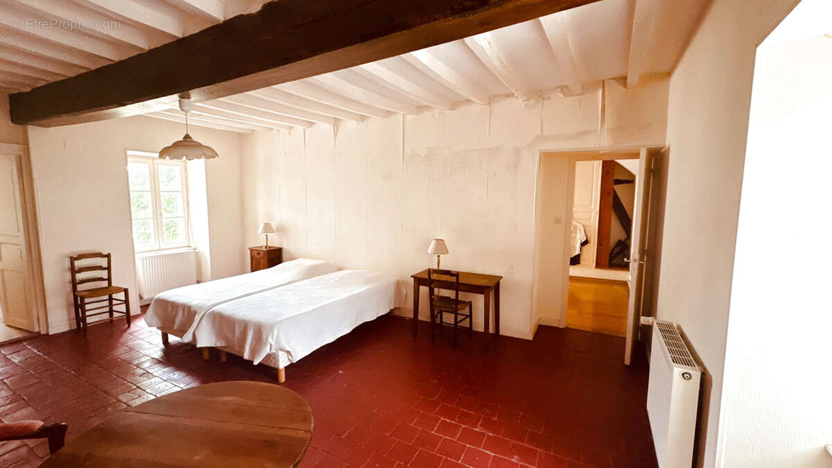 Maison à ASQUINS
