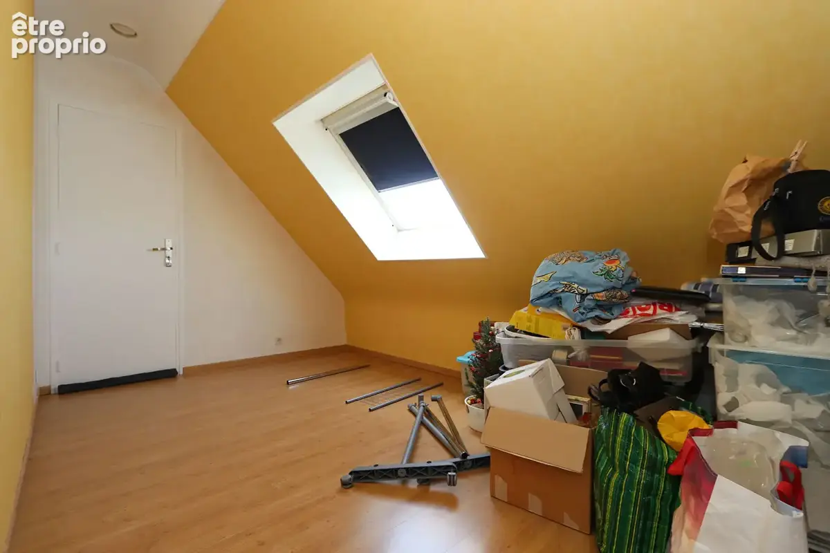 Maison familiale 180 m² surface utile, non mitoyenne avec grand jardin et garage - photo 12