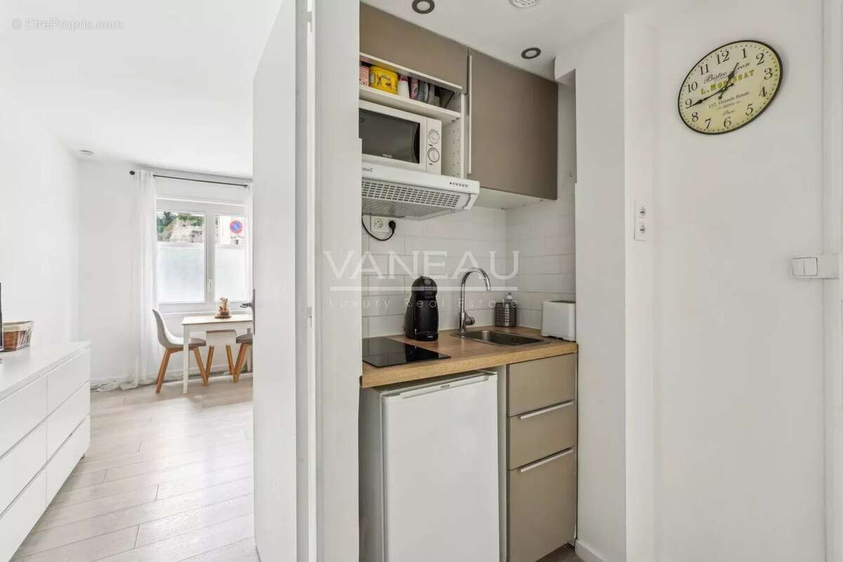 Appartement à PARIS-18E