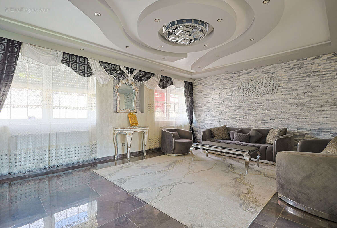 Maison à L&#039;HOPITAL