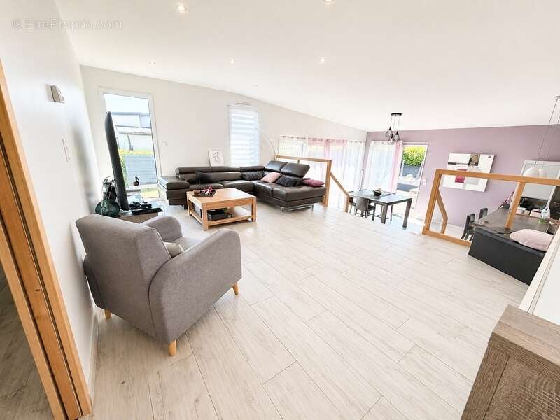 Superbe Maison contemporaine lumineuse avec terrasse et suite parentale – à découvrir ! TREGLONOU (29) - photo 6