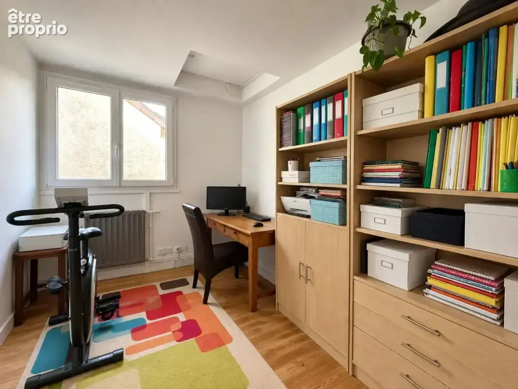 Située à Mériel, cette maison familiale offre une distribution fonctionnelle ainsi qu’un beau potentiel d’évolution - photo 5