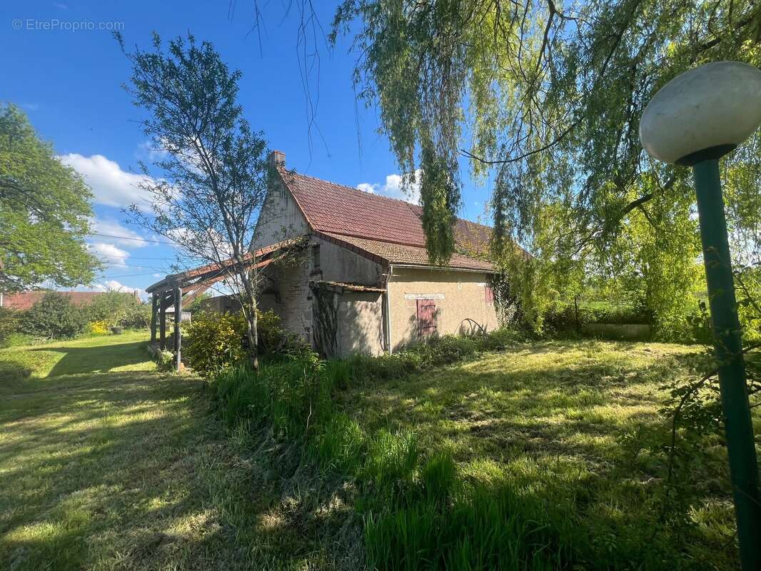 Maison à LE CHATELET