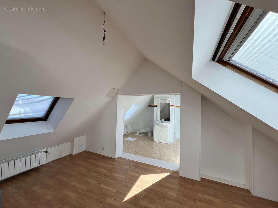 Maison à VILLENEUVE-LE-ROI