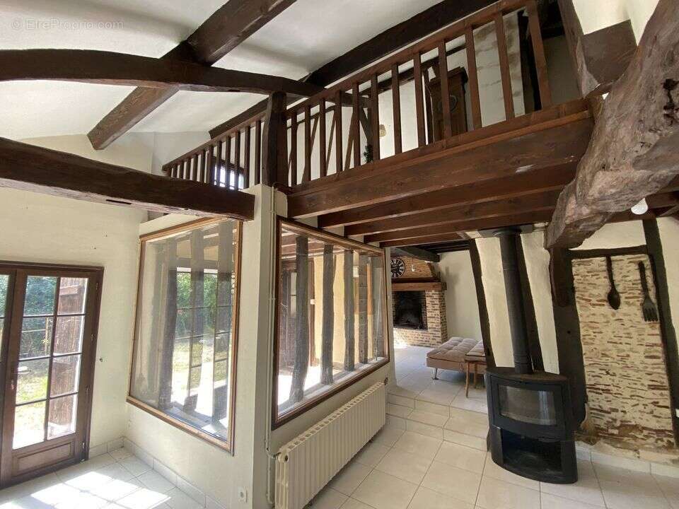Maison 188 m² à Cazaubon  - photo 6