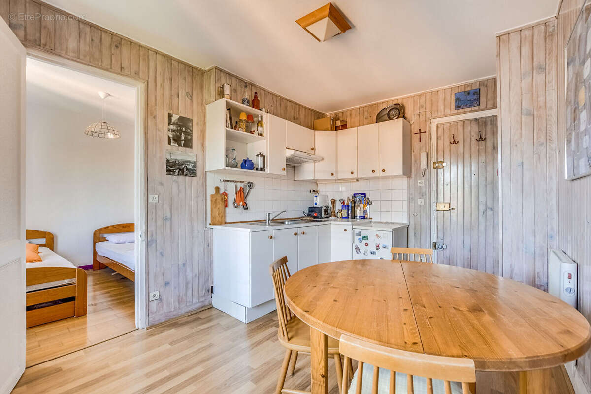 Appartement à PARIS-19E