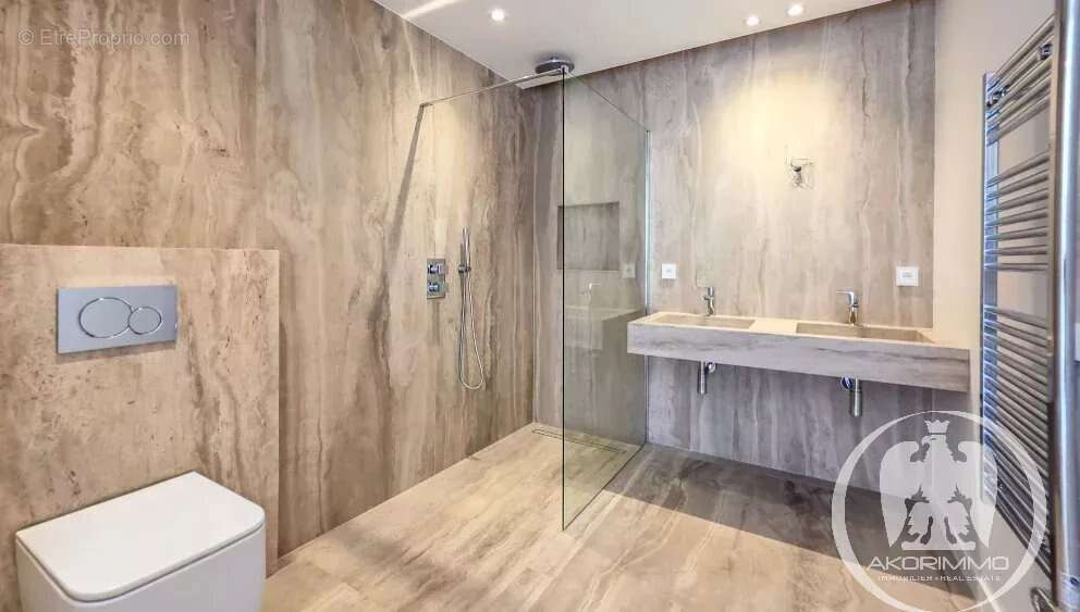 Maison à ROQUEBRUNE-CAP-MARTIN