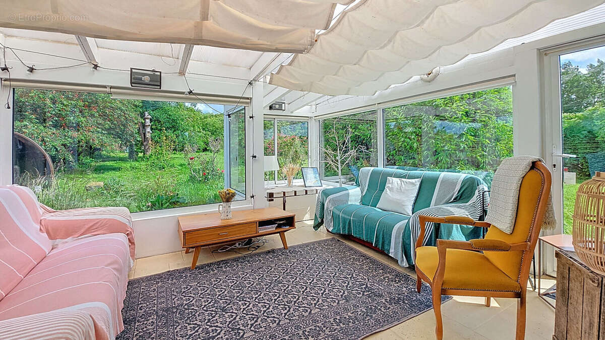 Maison à SAULX-LES-CHARTREUX