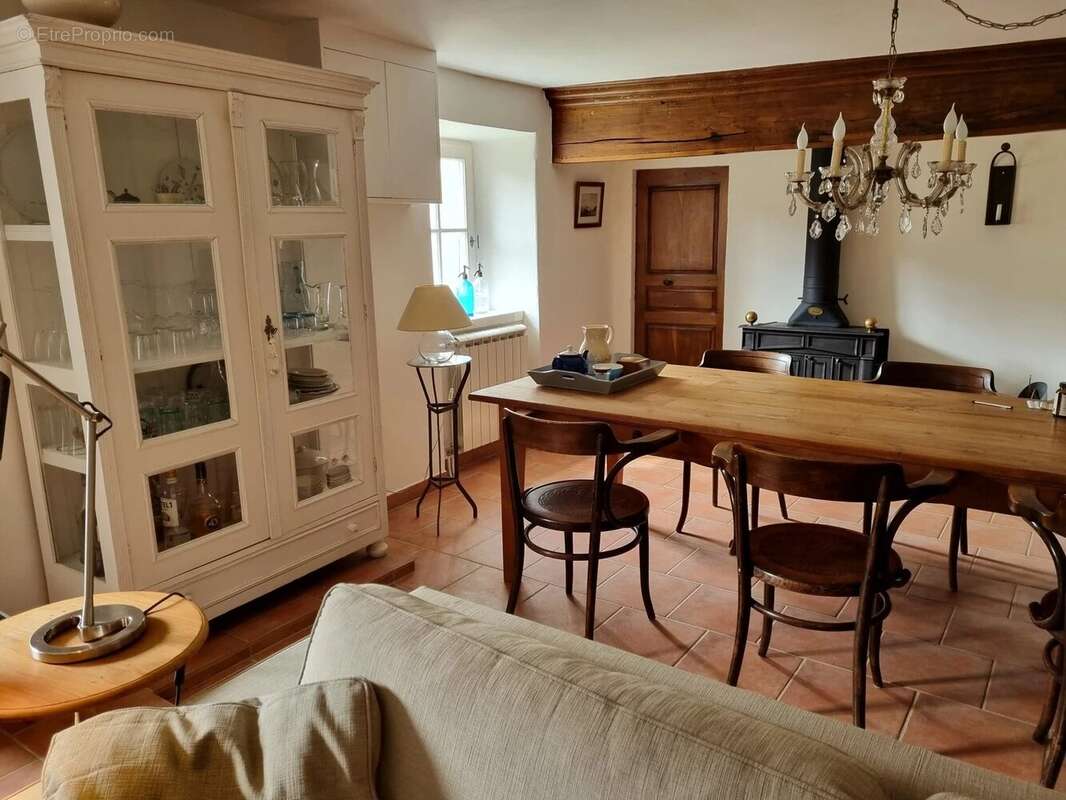 Appartement à PRIVAS