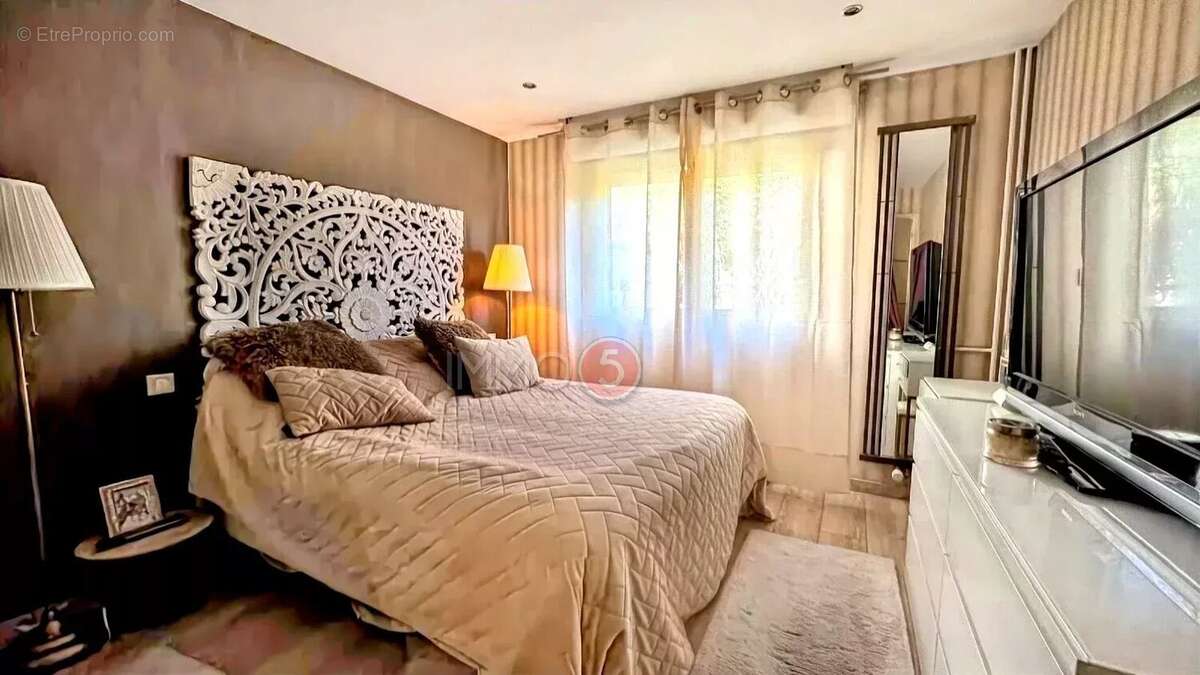 Appartement à LE RAINCY