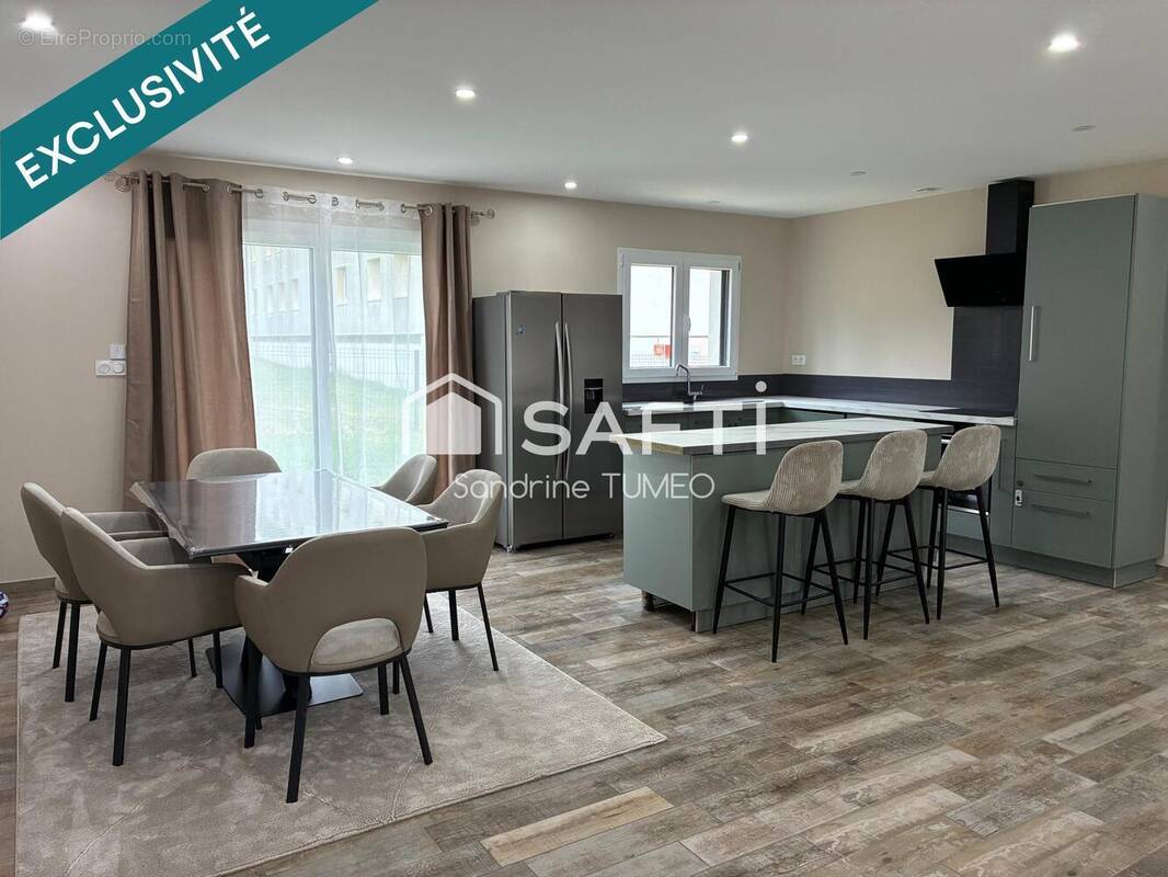 Photo 1 - Maison à BLETTERANS