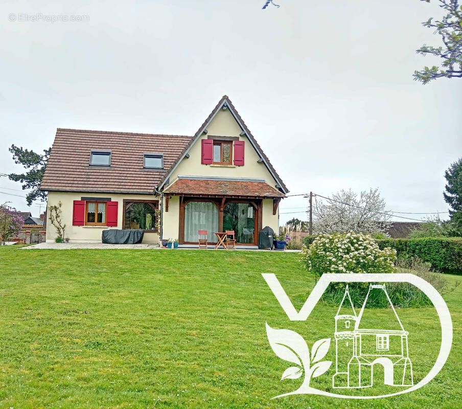 Maison à LACHAPELLE-AUX-POTS