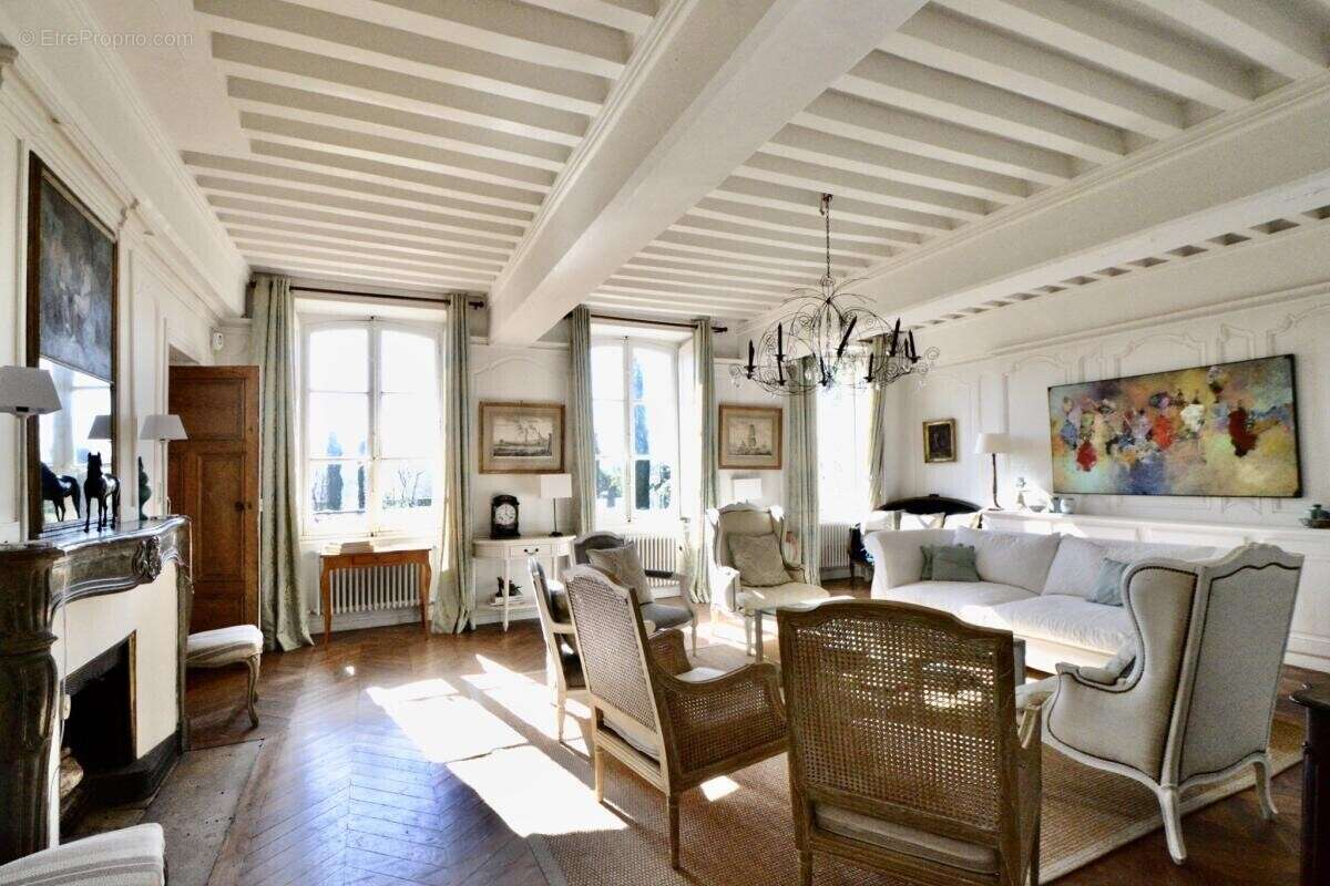 Maison à LA CLAYETTE