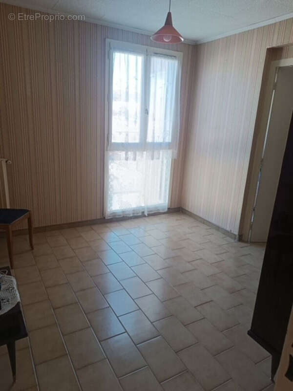 Photo 6 - Appartement à VITROLLES