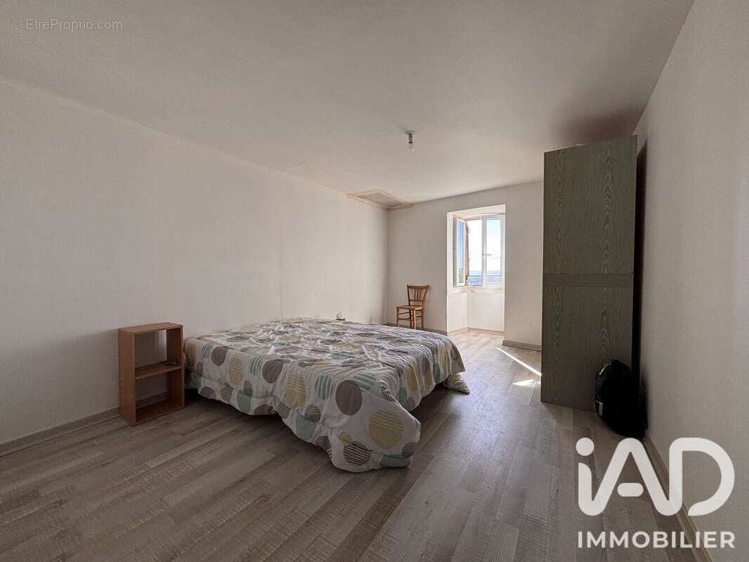Maison 60 m² à Chazeaux  - photo 4