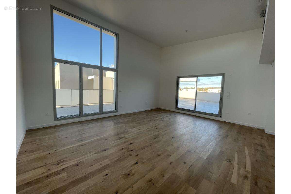 Appartement à AUZEVILLE-TOLOSANE